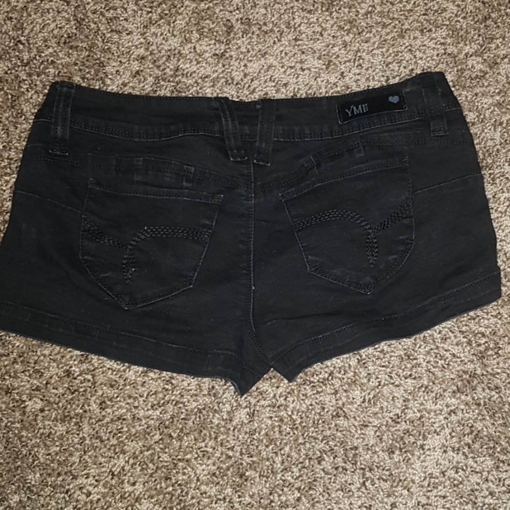 Shorts - Picture 2 of 2